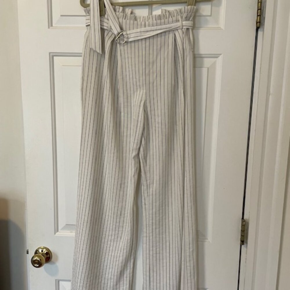 High waisted White Striped pants with Belt